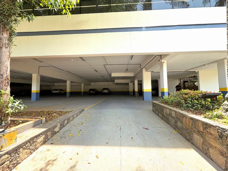 Estacionamento - Vista 2